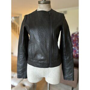 Womens VINCE Black Leather Zip Front Motorcycle Moto Jacket Size S Embossed